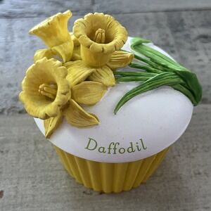 Hallmark Vintage March Birthday‎ Ceramic Cupcake Trinket Box 3" - RARE